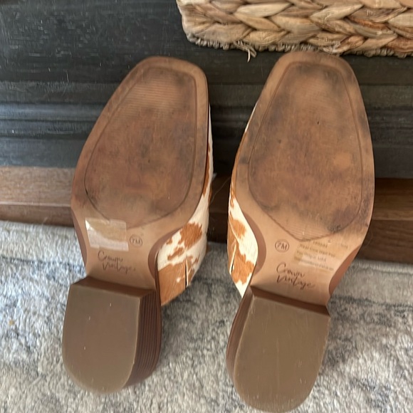 Crown Vintage Mule Slides with Cow Hair - Picture 6 of 7